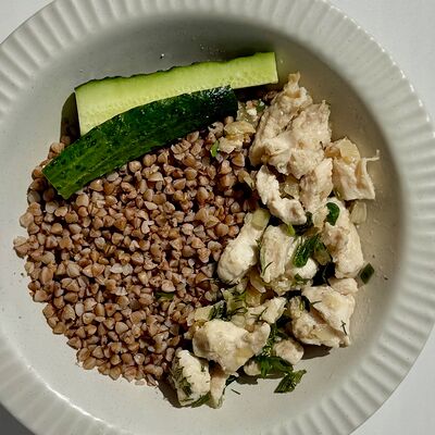 Гречка с куриной грудкой в Grechka по цене 370 ₽