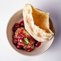 Нежный паштет с вишневым конфитюром в Трай