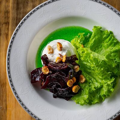 Вяленая свекла,сырный мусс в MANANA по цене 530