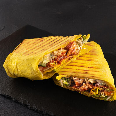 Шаурма из свинины Стандарт в Мангал мастер по цене 390 ₽