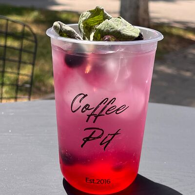 Лимонад ягодный в Coffee Pit по цене 280 ₽