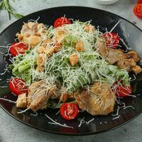 Цезарь с курицей в Чебуреки