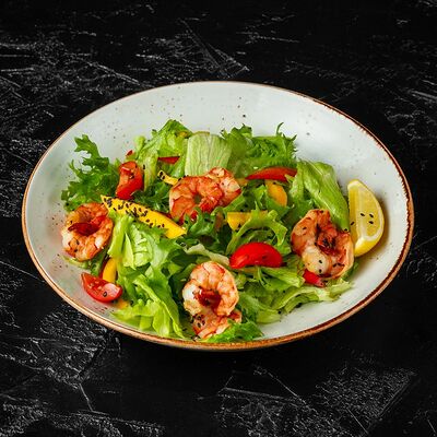 Салат из жареных креветок и манго в Sushi House по цене 890 ₽