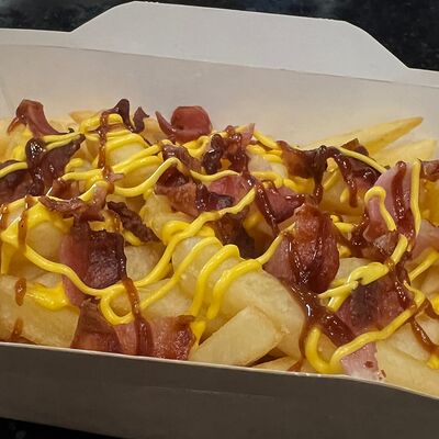 Картошка фри с бекономв Дом блинов по цене 320 ₽