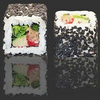 Салмон в Dragon Sushi