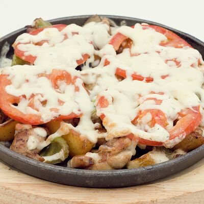 Горячая сковородка с говядиной в Hot-Pizza по цене 395 ₽