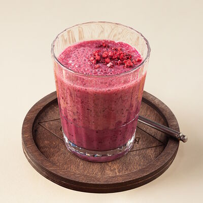 Смузи Клубника-смородина-кокос в Сыроварня по цене 675 ₽