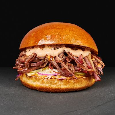 Пулд биф бургер в Элан Бургерс по цене 1089 ₽