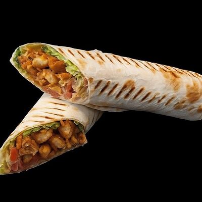 Шаурма побольше мяса в Holy salt Шаурма Шашлык по цене 465 ₽