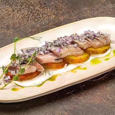 Олюторская сельдь в Gastroli Grill по цене 390 ₽
