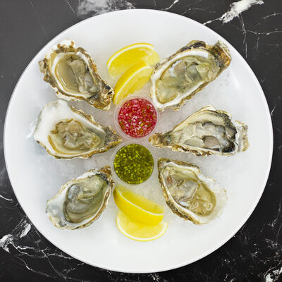 Шесть Императорских устриц в Вкусноморье по цене 2900 ₽