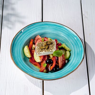 Греческий салат в Перчини по цене 550 ₽