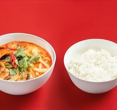 Хайнаньский суп с морепродуктами и рисом (аналог Том Ям) в ЧИХО по цене 740 ₽