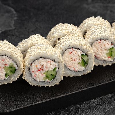 Калифорния в кунжуте в Harumi по цене 518 ₽