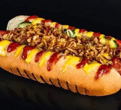 Хот-дог в булочке в Шаверма на дровах ShawerWood по цене 350 ₽
