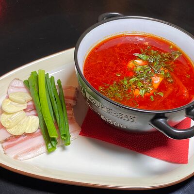 Борщ Украинский в Геология по цене 450 ₽