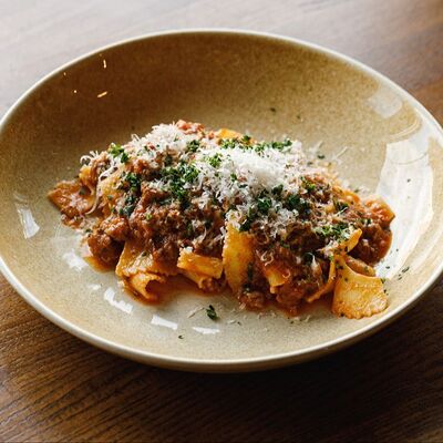 Паппарделле Болоньезев Pasta Salsa Osteria по цене 640 ₽