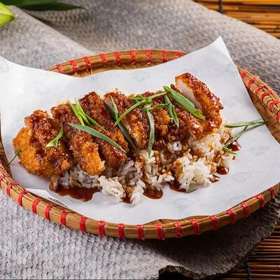 Курица Тонкацу в Нам Фо по цене 750 ₽