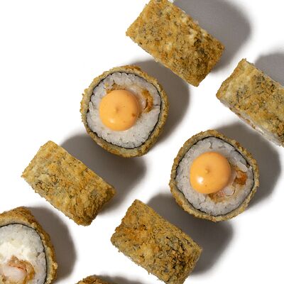 Темпурный ролл с креветкой в Edok по цене 399 ₽