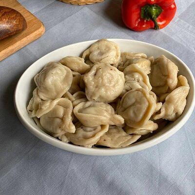 Пельмени ручной лепки Классические в Ирбис по цене 300