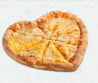 Пицца-сердце Четыре Сыра в Pizza HeartPizza Hut