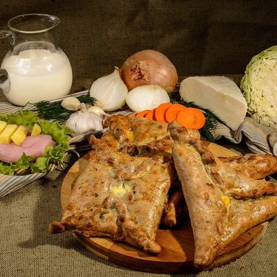 Чукуры с минтаем в Пироги по-коми по цене 1268 ₽