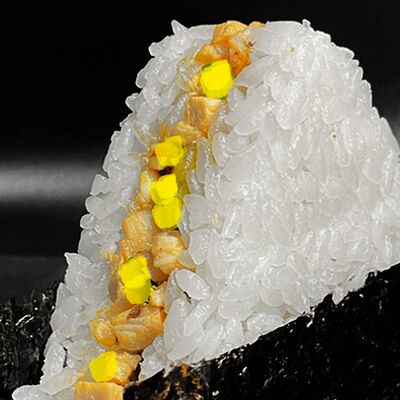 Онигири Гаити в Роллс Ройс Суши по цене 420 ₽