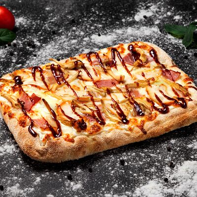 Пицца Ранчо барбекю в PIZZAZAVR по цене 900 ₽