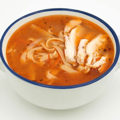 Суп Лапша с курицей по-домашнему в Hot-Pizza по цене 255 ₽