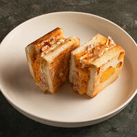 Сэндвич с тунцом в Blush