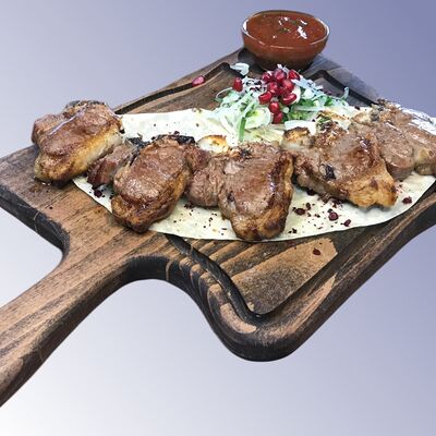 Шашлык из бараньих яблочек в Фудмолл Кузня по цене 999 ₽