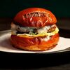 Мини-рогбургер с сыром дорблю в Rogulevs Burgers по цене 490
