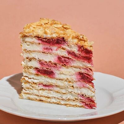 Наполеон сырный с малинойв Kalabasa по цене 1063 ₽