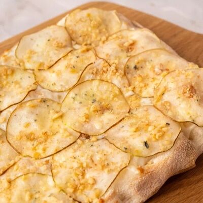 Пицца Груша-горгонзола в PIZZALINI по цене 850 ₽