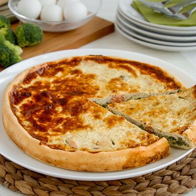 Пирог Киш с красной рыбой и брокколи в Вот Такие Пироги по цене 985 ₽