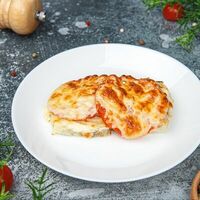 Филе минтая с томатом и сыром в Family Food