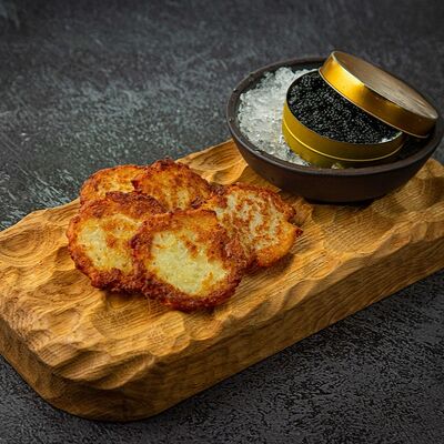 Картофельные драники с икрой щуки в Fish Point по цене 1270 ₽