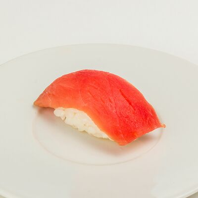 Суши Магуро в Yoshi по цене 90