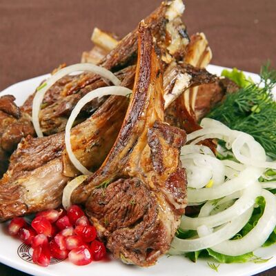 Шашлык из баранины на кости в Шашлычная