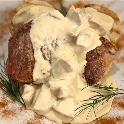 Свиная шейка Шварцвальд в Генрих и Генриетта по цене 560 ₽