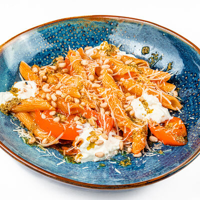 Паста с печёными помидорами и страчателлой в Фёст по цене 470 ₽