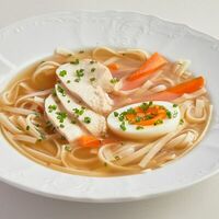 Куриный бульон с лапшой в БульВар