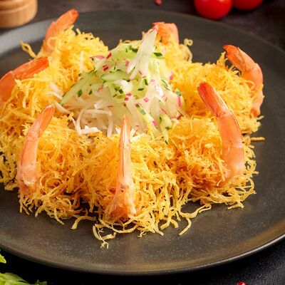 Креветки в пушистом картофеле фри в Корё по цене 790 ₽