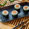 Классический ролл с лососем в Nikkei Sushi Premium по цене 590