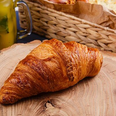 Круассан сливочный в Много хлеба по цене 120 ₽
