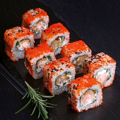 Ролл Эби Маки в SUSHIBOX по цене 489 ₽