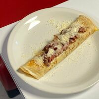 Блинчики с болтуньей, соусом айоли и грудинкой в Буффет