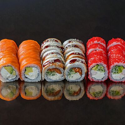 Сет Люкс в Васаби по цене 3275 ₽