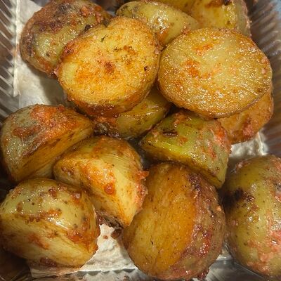 Картошка на углях в Горячо и вкусно по цене 450 ₽