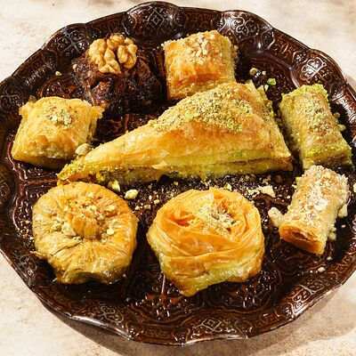 Ассорти пахлавы в Галата по цене 990 ₽